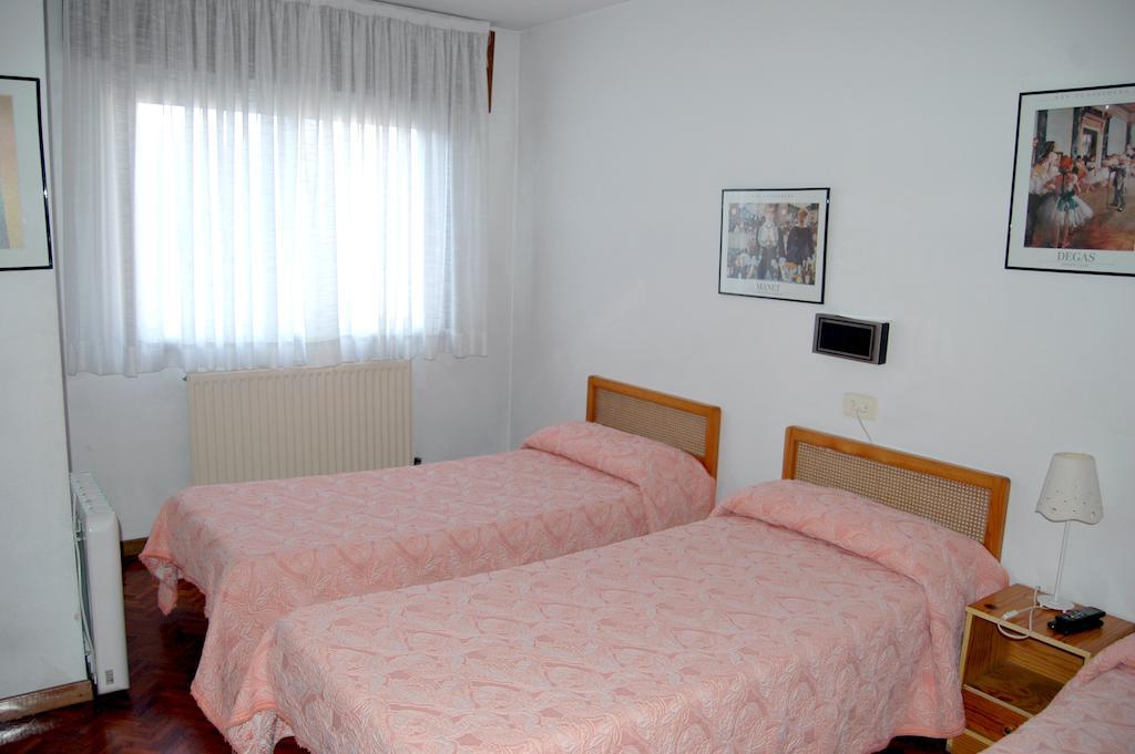 Hostal Charo II Santiago de Compostela Zimmer foto